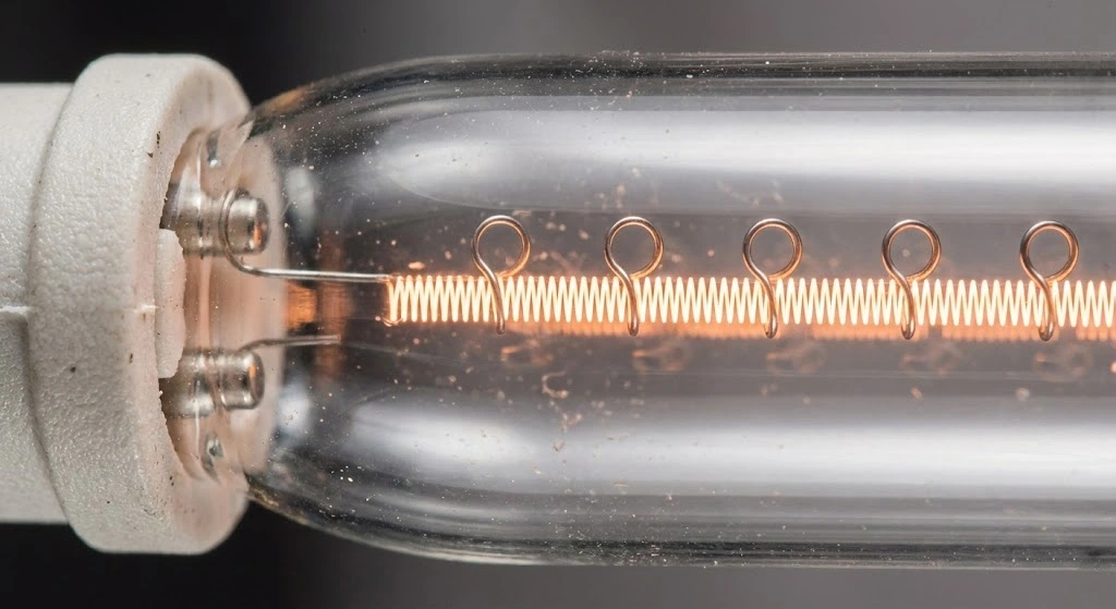 High vibration resistant tungsten filament with molybdenum supports for PET blow molding heaters.